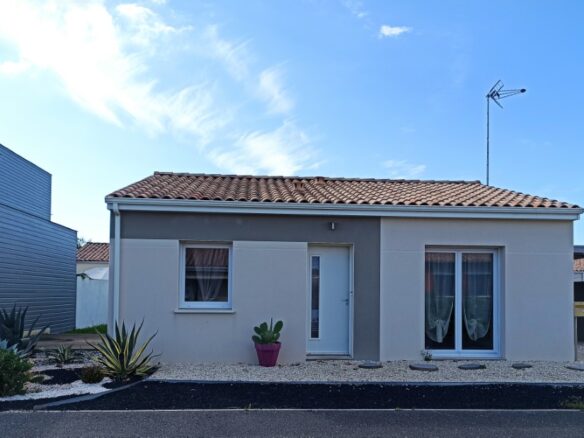 Maison à Les Mathes – photo 1