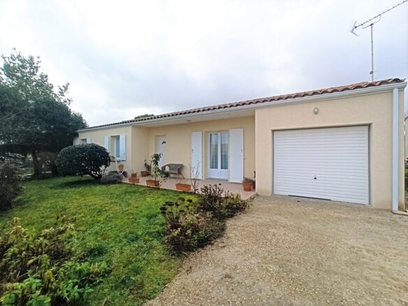 Maison à Pons – photo 1
